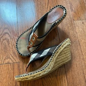 Burberry Beige Nova Check Canvas Espadrille Wedge Thong Sandals Size 37